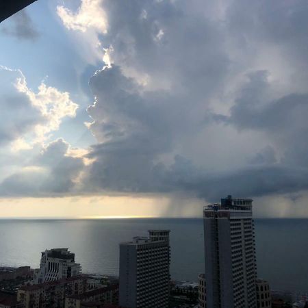 Pirosmani Mini Hotel Batumi Eksteriør billede