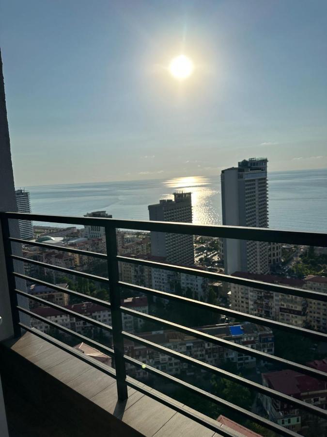 Pirosmani Mini Hotel Batumi Eksteriør billede