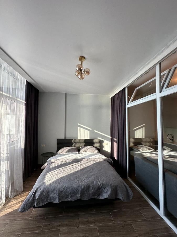 Pirosmani Mini Hotel Batumi Eksteriør billede