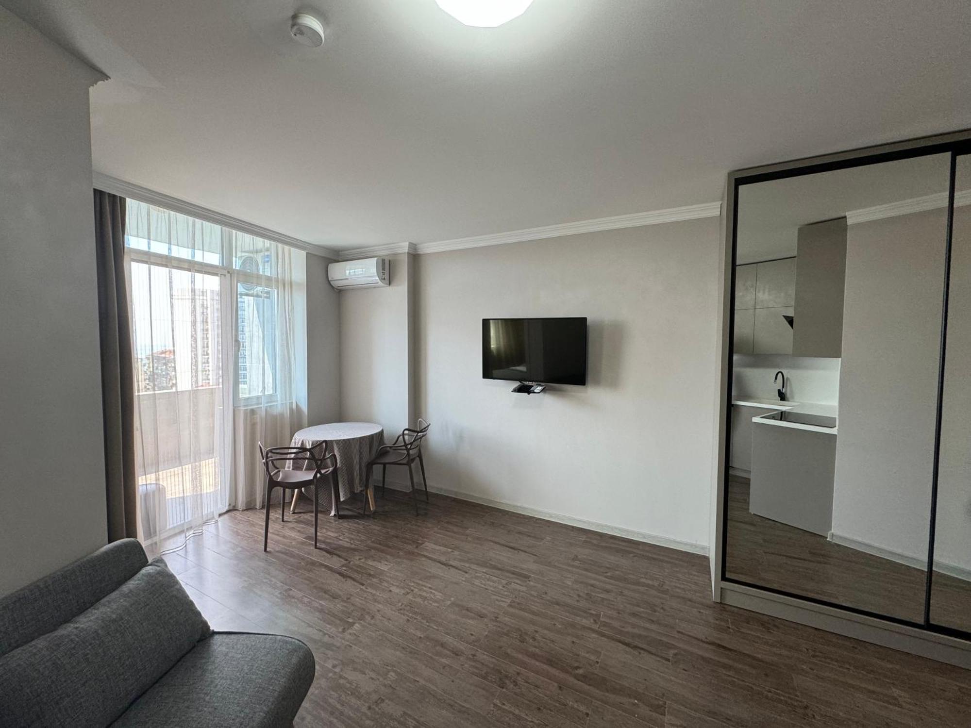 Pirosmani Mini Hotel Batumi Eksteriør billede